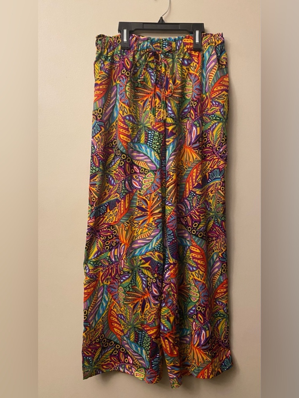 Live 4 Truth Multicolor Leaf-Print wide leg pants
